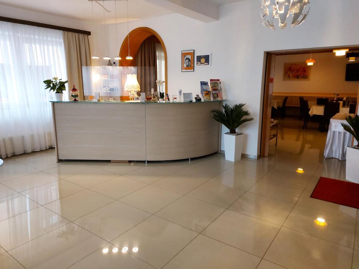 Hotel Luca 贝岑施泰因 外观 照片